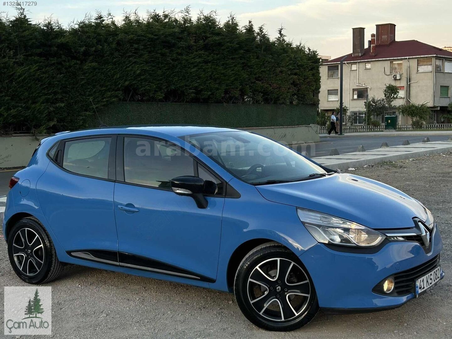 Galeriden Renault Clio 0.9 TCe Icon 2012 Model İstanbul 83.000 km Mavi 1
