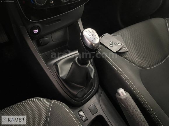 KAMER DEN 2019 MODEL RENAULT CLİO 0.9 TCE JOY BENZİN MANUEL