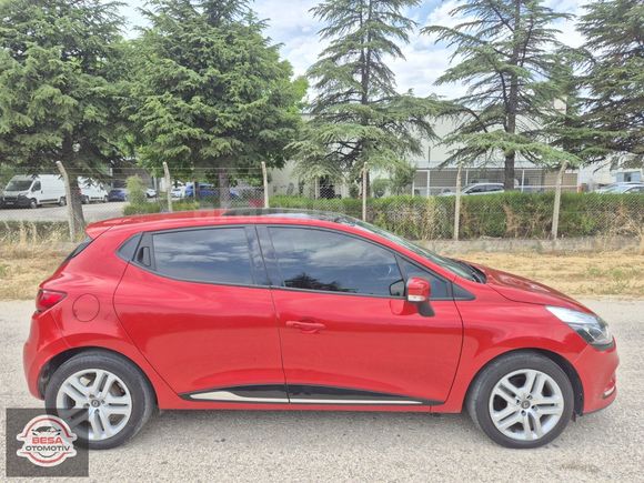 BESADAN CAM TAVANLI 68.000 KİLOMETREDE CLİO