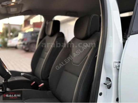 GALERİ ASLAN/2019/HATASIZ/BOYASIZ/RENAULT CLİO TOUCH/TESLA EKRAN