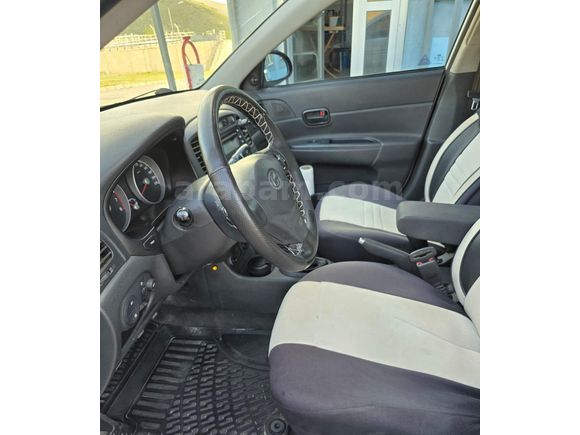 Temiz Aile Aracı Sahibinden Hyundai Accent Era 1.4 Team 2010 Model
