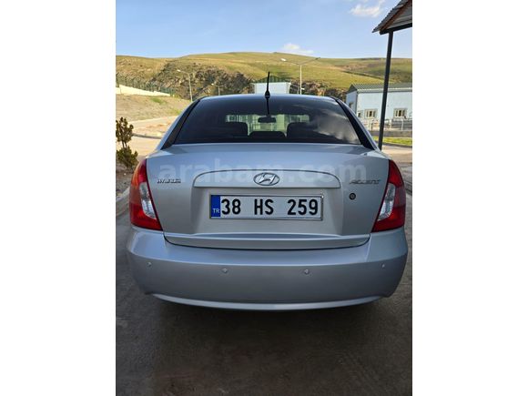 Temiz Aile Aracı Sahibinden Hyundai Accent Era 1.4 Team 2010 Model