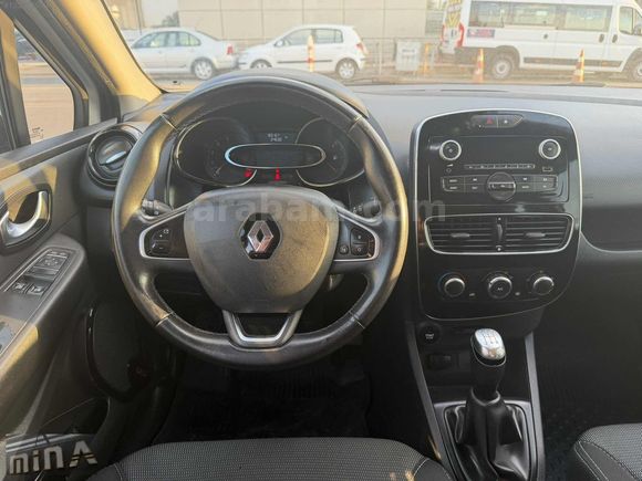MİNA AUTO-2017 MAKYAJLI HATASIZ 1 KAPI BOYALI 1.5 DCI