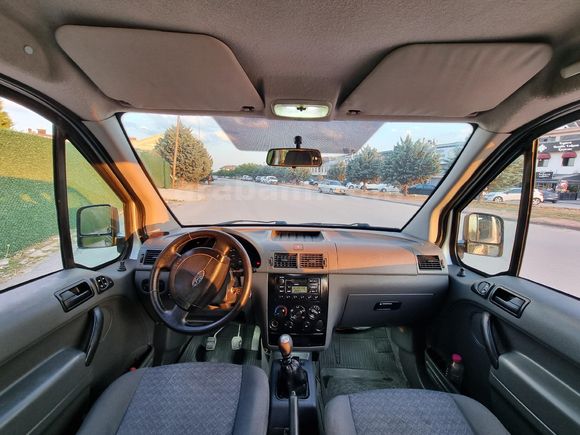 Camlı Temiz Ford Connect 1.8 TDCI 2004