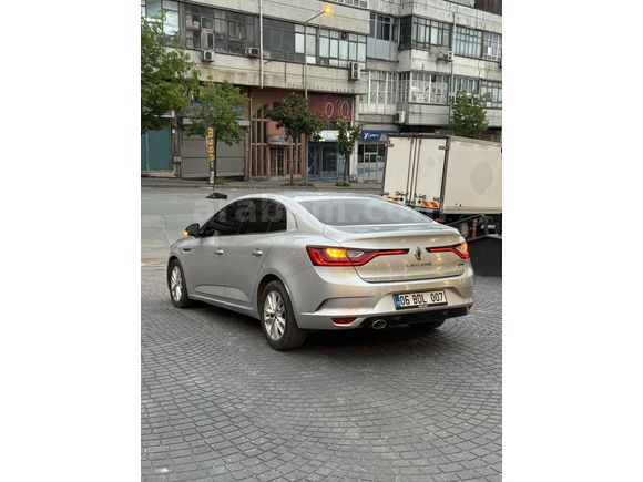 Sahibinden Renault Megane 1.5 dCi Touch 2018 Model 