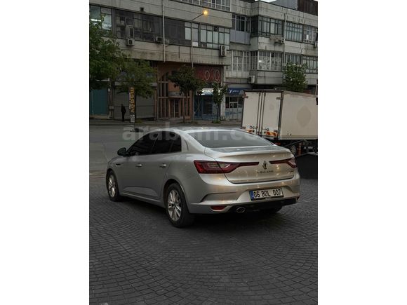 Sahibinden Renault Megane 1.5 dCi Touch 2018 Model 
