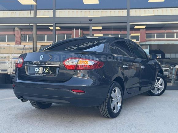 HATASIZ EMSALSİZ 2012 FLUANCE 1.6 DİNAMİK TAM DOLU 127.000km