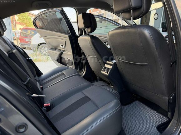 HATASIZ EMSALSİZ 2012 FLUANCE 1.6 DİNAMİK TAM DOLU 127.000km