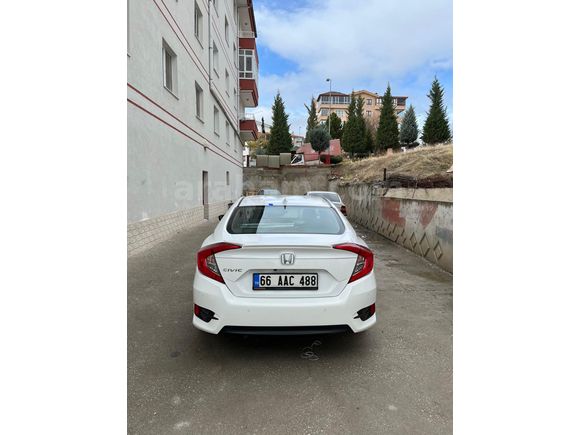 Sahibinden Honda Civic 1.6i VTEC Eco Executive 2018 Model