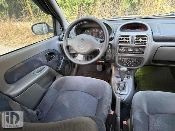 KLİMALI ÇİFT AİRBAG TAVAN BOYASIZ 250 BİNDE OTOMATİK