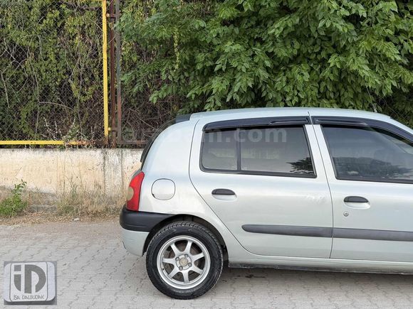KLİMALI ÇİFT AİRBAG TAVAN BOYASIZ 250 BİNDE OTOMATİK