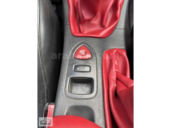 FERKAN'dan 2002 RENAULT LAGUNA DİZEL DEĞİŞENSİZ KLİMALI !!!