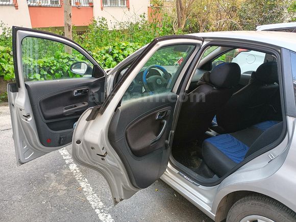 Sahibinden Seat Ibiza 1.4 Stella 2004 Model