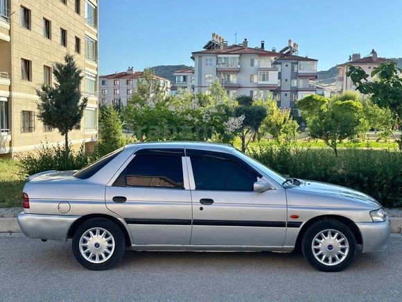 Sahibinden Ford Escort 1.6 CLX 1997 Model 