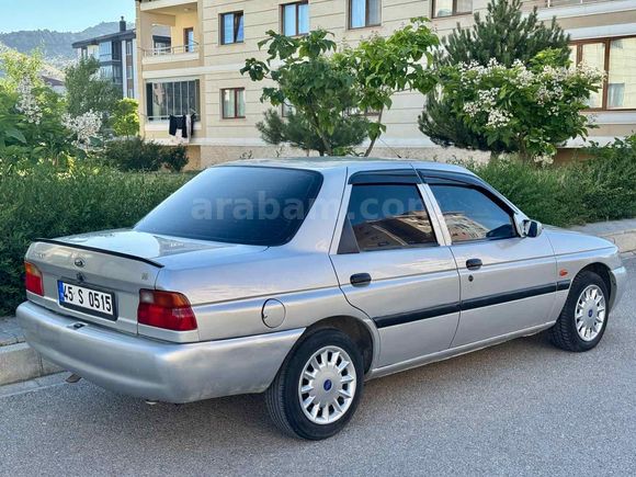 Sahibinden Ford Escort 1.6 CLX 1997 Model 