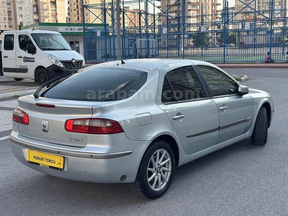 2003 RENAULT LAGUNA 1,6 LPG Lİ PİVİLEGE KONUŞAN PAKET 235 BİNDE