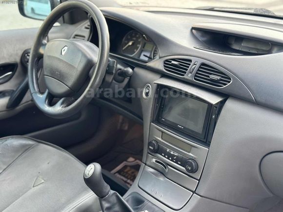 2003 RENAULT LAGUNA 1,6 LPG Lİ PİVİLEGE KONUŞAN PAKET 235 BİNDE