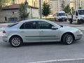 2003 RENAULT LAGUNA 1,6 LPG Lİ PİVİLEGE KONUŞAN PAKET 235 BİNDE