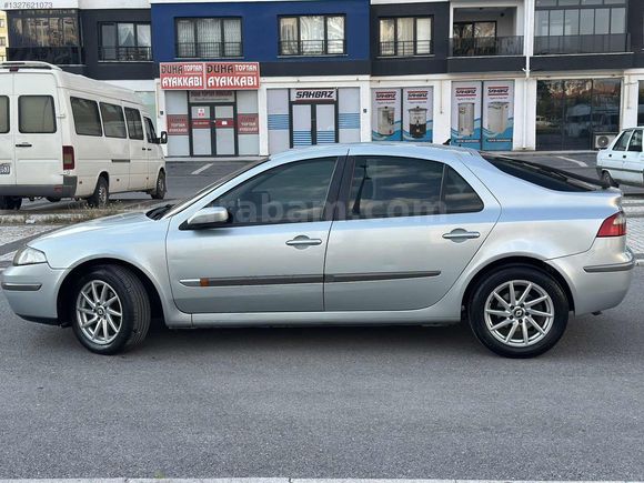 2003 RENAULT LAGUNA 1,6 LPG Lİ PİVİLEGE KONUŞAN PAKET 235 BİNDE