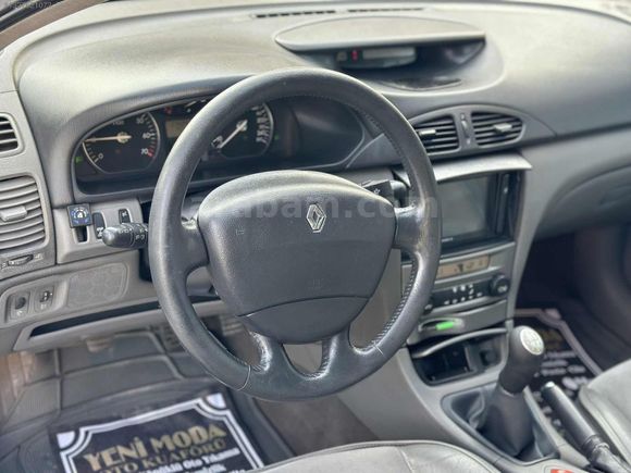 2003 RENAULT LAGUNA 1,6 LPG Lİ PİVİLEGE KONUŞAN PAKET 235 BİNDE