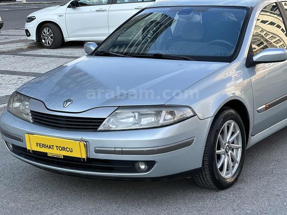 2003 RENAULT LAGUNA 1,6 LPG Lİ PİVİLEGE KONUŞAN PAKET 235 BİNDE
