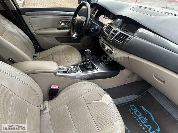 2010 RENAULT LAGUNA 1.5 DCİ EXECUTİVE