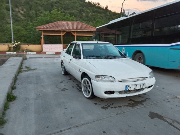 Sahibinden Ford Escort 1.6 CL 1997 Model