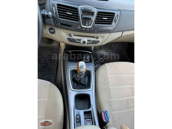 2010 MODEL MÜKEMMEL KONDISYON MÜKEMMEL 190 BİN PEŞİN 36 AY