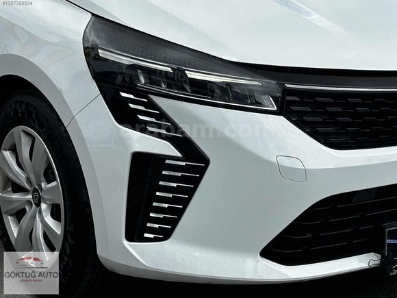 2023 MODEL RENAULT CLİO 1.0 SCE EQULİBRE 22.000 KM DE % 20 KDV
