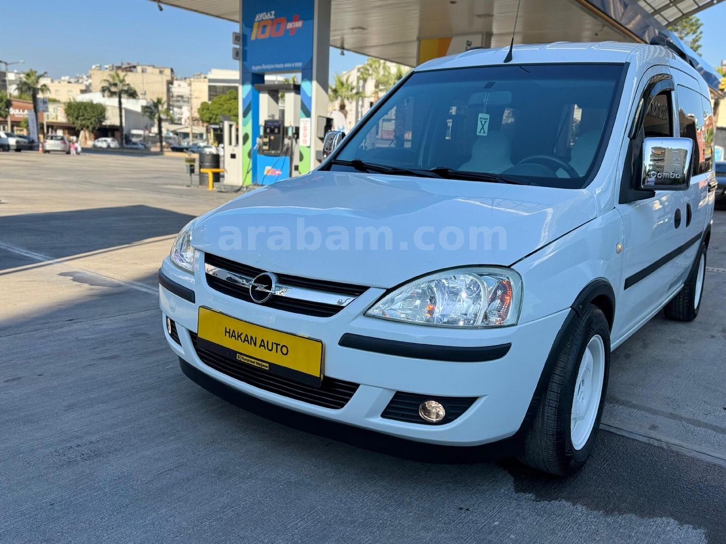 Galeriden Opel Combo 1.7 DTI Comfort 2004 Model Mersin 285.000 km Beyaz 7