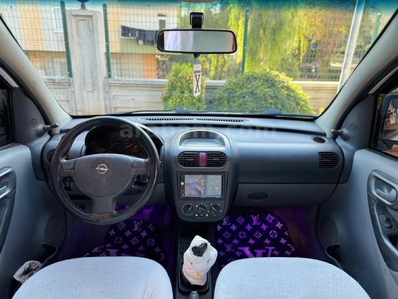 Galeriden Opel Combo 1.7 DTI Comfort 2004 Model Mersin