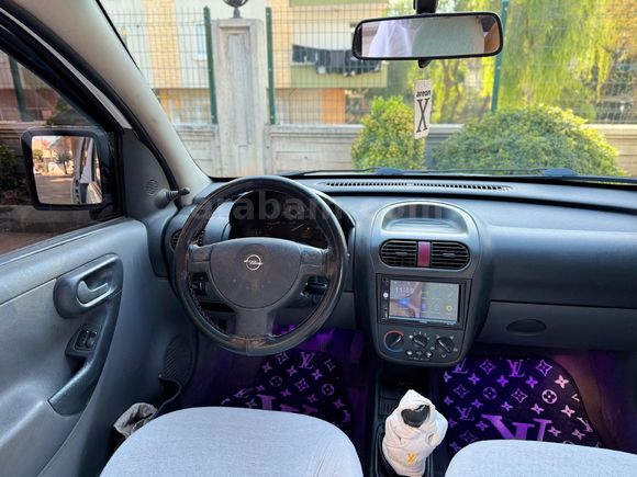 Galeriden Opel Combo 1.7 DTI Comfort 2004 Model Mersin
