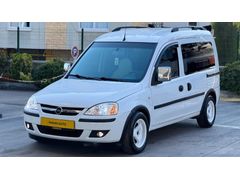 Galeriden Opel Combo 1.7 DTI Comfort 2004 Model Mersin