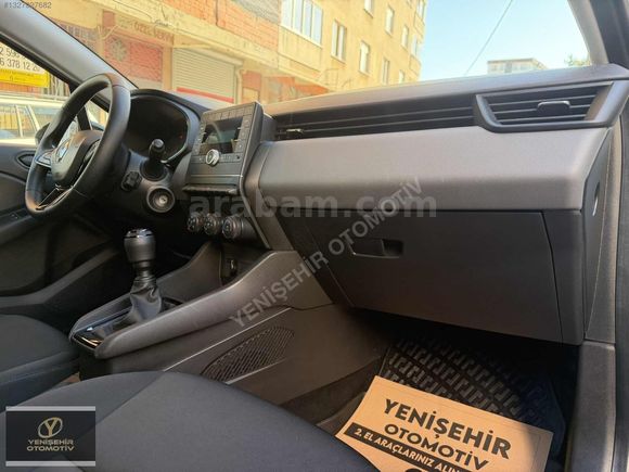 2023 MODEL CLIO KM:49.000 1 PARÇA BOYALI
