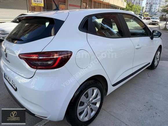 2023 MODEL CLIO KM:49.000 1 PARÇA BOYALI