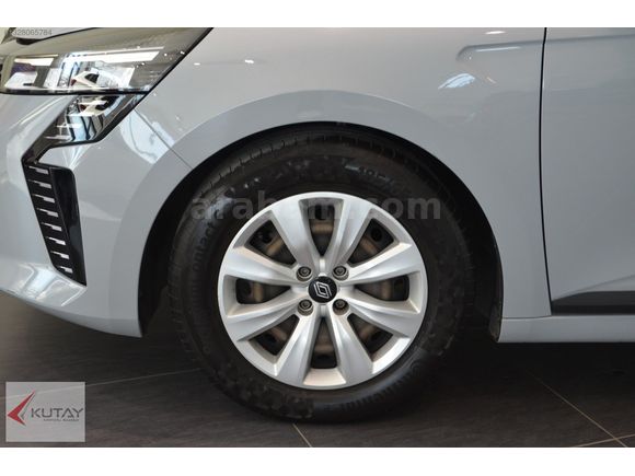 KUTAY FETHİYE'DEN 2023 RENAULT CLİO 1.0 Equilibre + ŞERİT TAKİP