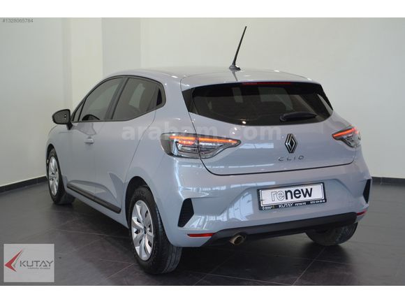 KUTAY FETHİYE'DEN 2023 RENAULT CLİO 1.0 Equilibre + ŞERİT TAKİP