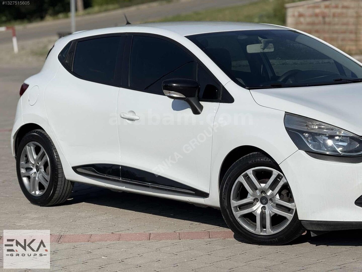 Galeriden Renault Clio 1.2 Touch 2013 Model Denizli 180.000 km Beyaz 3