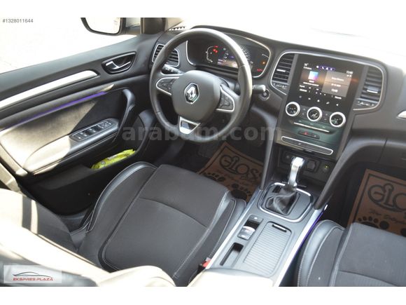 EKSPRES PLAZA'DAN 2023 RENAULT MEGANE 1.3 TCe ICON LPG