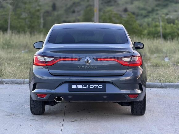 HATASIZ BOYASIZ MEGANE 1.3 TCE İCON 72 BİNDE