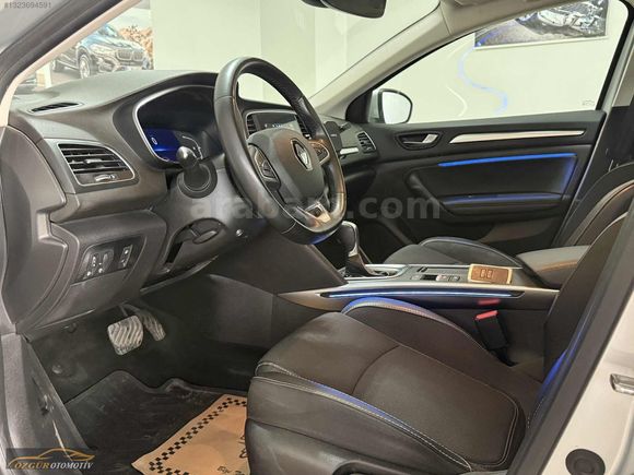 2023 MODEL MEGANE İCON BOYASIZ 67 bin km