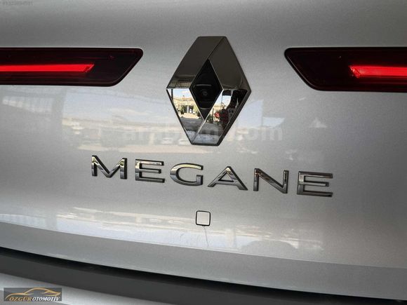 2023 MODEL MEGANE İCON BOYASIZ 67 bin km