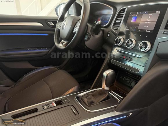 2023 MODEL MEGANE İCON BOYASIZ 67 bin km