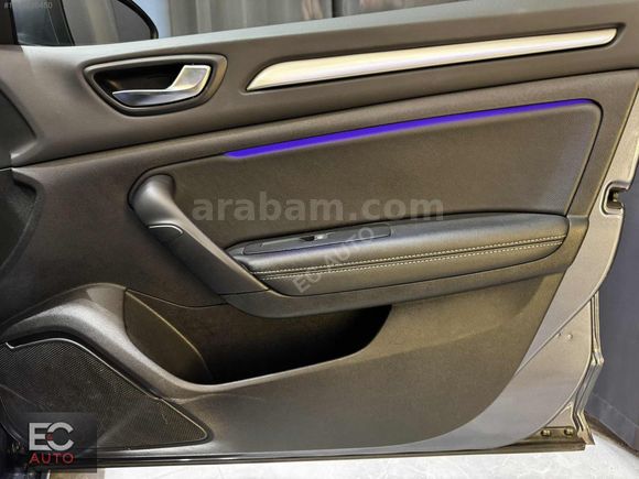 EC AUTO 2024 RENAULT MEGANE İCON HATASIZ DEĞİŞENSİZ 12 TKST