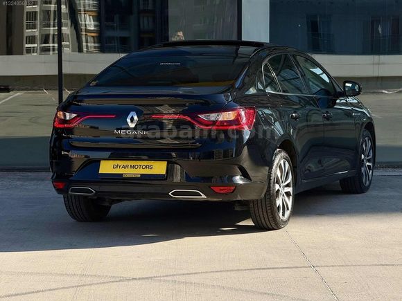 DİYAR MOTORS DAN 2024 MEGANE ICON CAM TAVAN SİYAH 85.000 KM