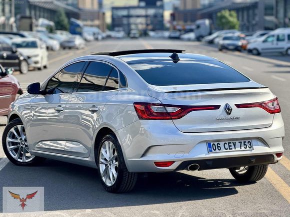 2020 MODEL RENAULT MEGANE 1.3 TCE CAM TAVANLI 60.000 KİLOMETREDE