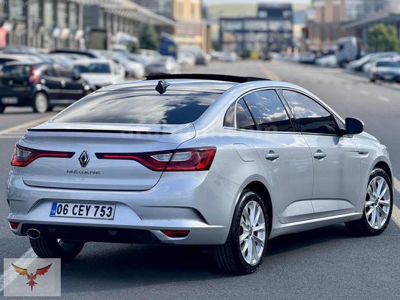2020 MODEL RENAULT MEGANE 1.3 TCE CAM TAVANLI 60.000 KİLOMETREDE