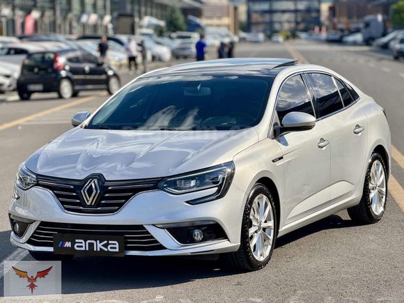 2020 MODEL RENAULT MEGANE 1.3 TCE CAM TAVANLI 60.000 KİLOMETREDE