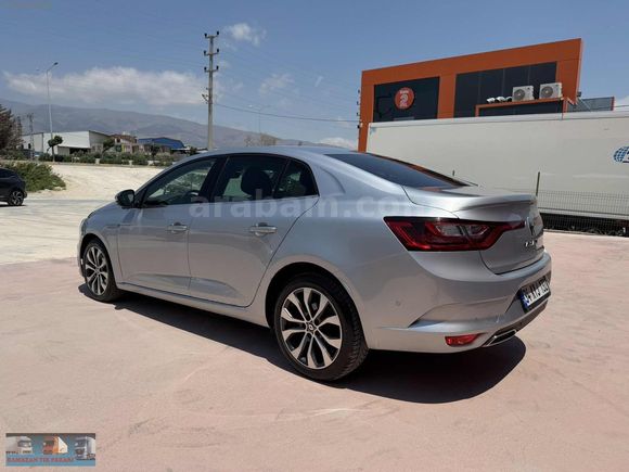 RAMAZAN'DAN 2024 MODEL RENAUL MEGANE 1.3 TCE 140 HP İCON HATASIZ