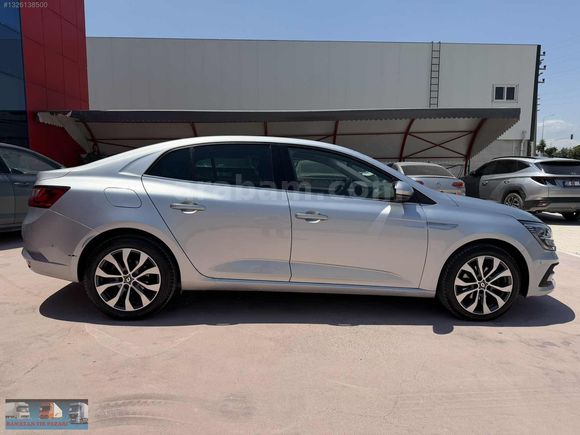 RAMAZAN'DAN 2024 MODEL RENAUL MEGANE 1.3 TCE 140 HP İCON HATASIZ